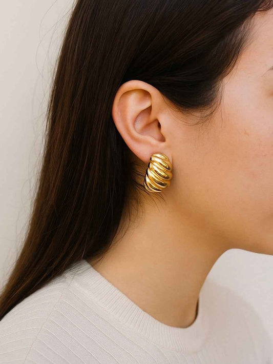 Pendientes abombados de acero inoxidable | Baño de Oro 14k