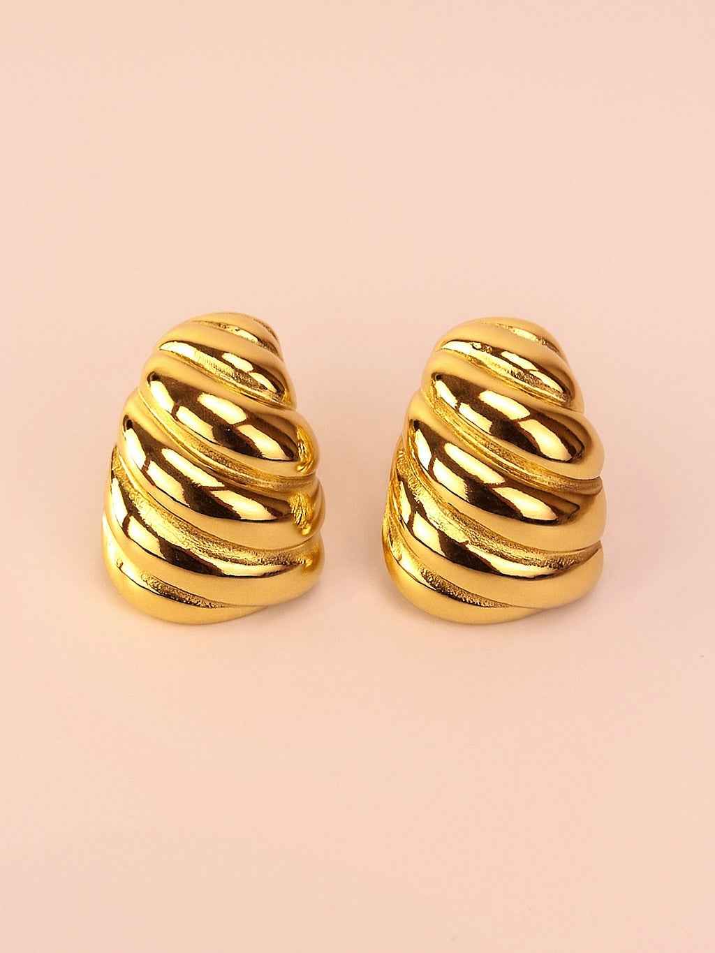 Pendientes abombados de acero inoxidable | Baño de Oro 14k
