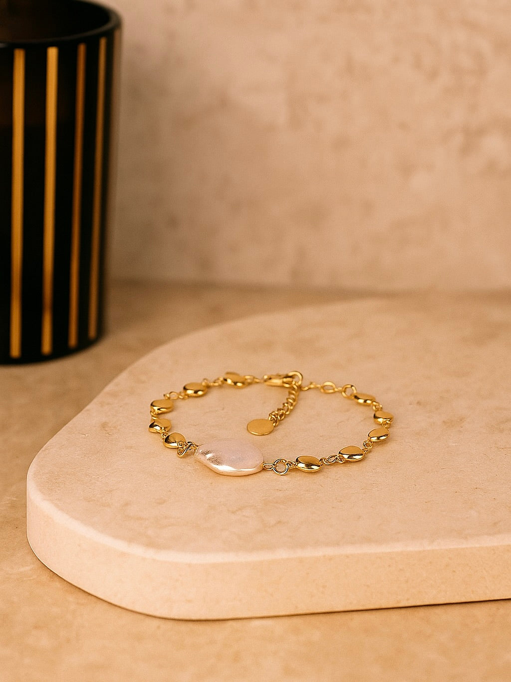 Pulsera Perla de Río Acero Inoxidable Baño de Oro 14k
