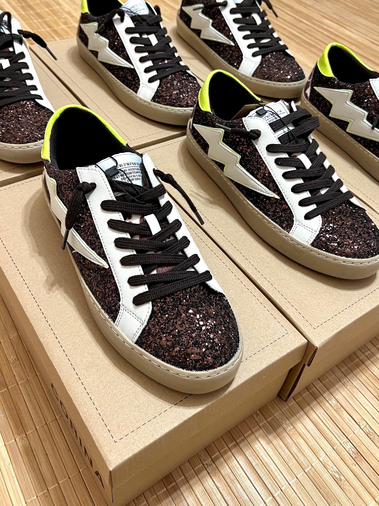 Zapatillas rayo con purpurina mujer – Tallas 36 a 41