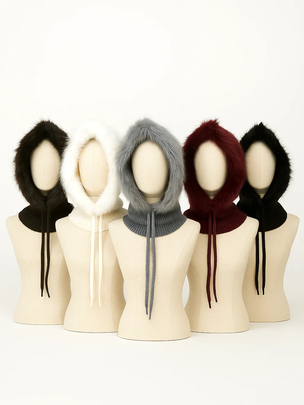 La Balaclava de Punto con Pelo en la Capucha de MINNI MOON