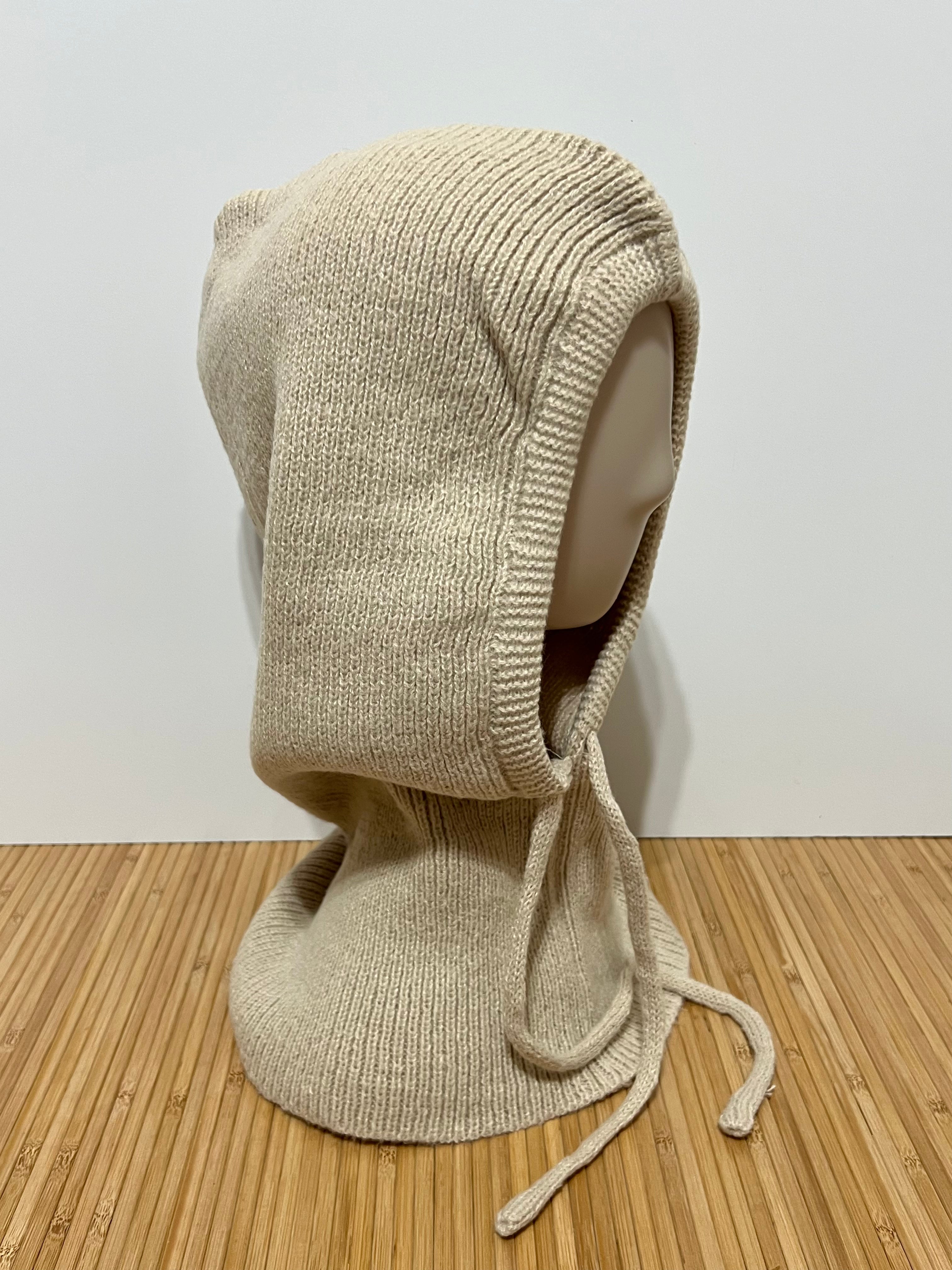 Balaclava de Punto Grueso con Cordón Ajustable – Capucha y Bufanda de Invierno