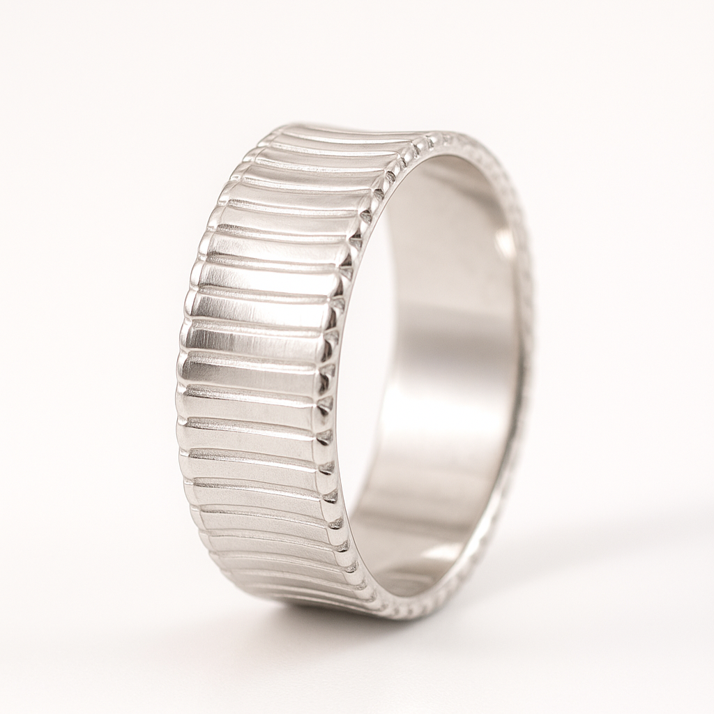 Серебряное кольцо-корона