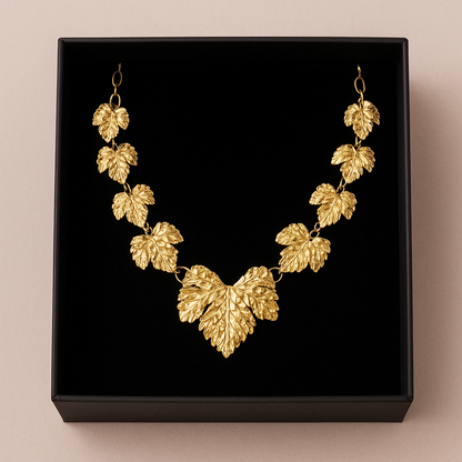 Collar hojas doradas Dalia Baño de Oro