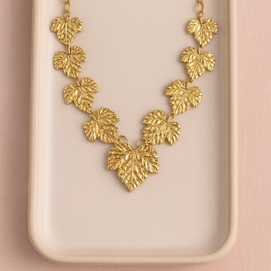 Collar hojas doradas Dalia Baño de Oro