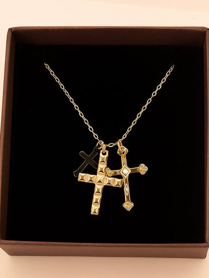 Collar Triple Cruz Acero Inoxidable Dorado mujer