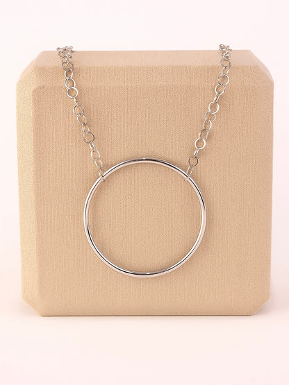 Collar con círculo grande de mujer en acero inoxidable – Disponible en dorado y plateado