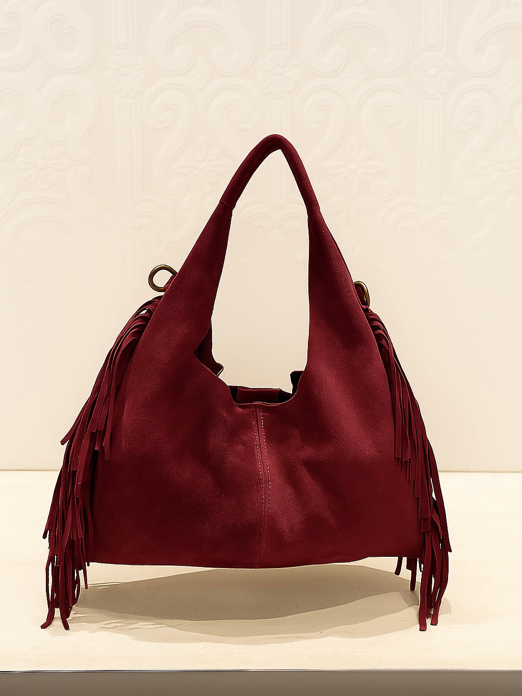 Bolso con flecos y con asa larga de hombro para colgar  – 27x25x7 cm