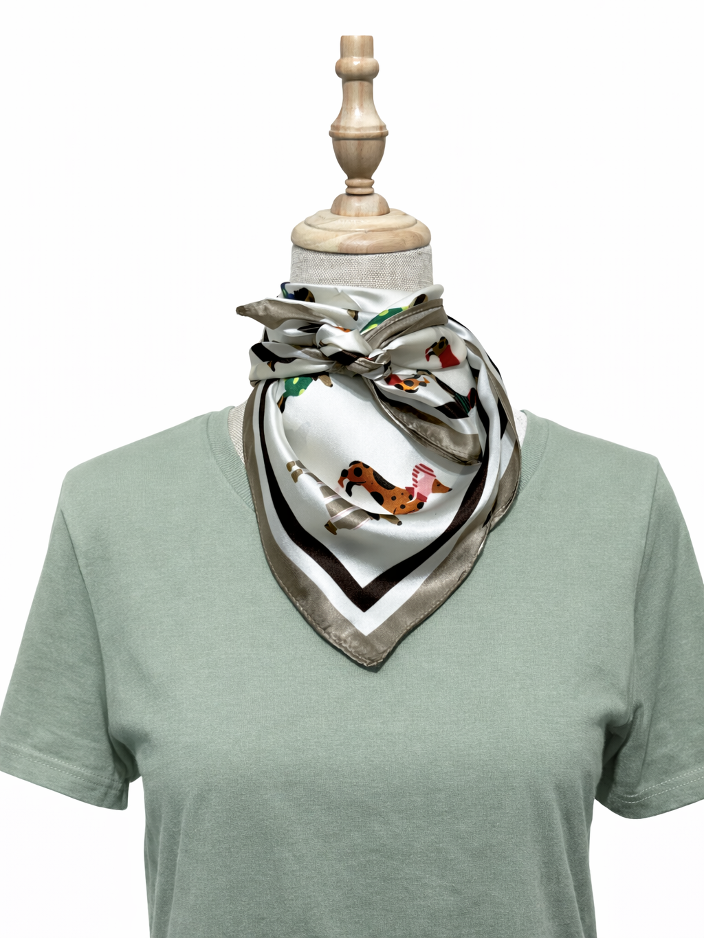 Pañuelo Cuadrado Satinado 70x70 cm para Mujer | Estampados en tendencia