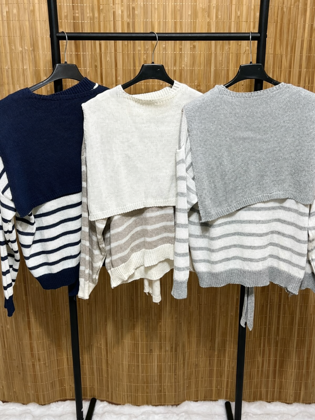 Jersey Fino de Rayas con Sobrejersey Extraíble Anudado | Efecto Dos Piezas Elegante