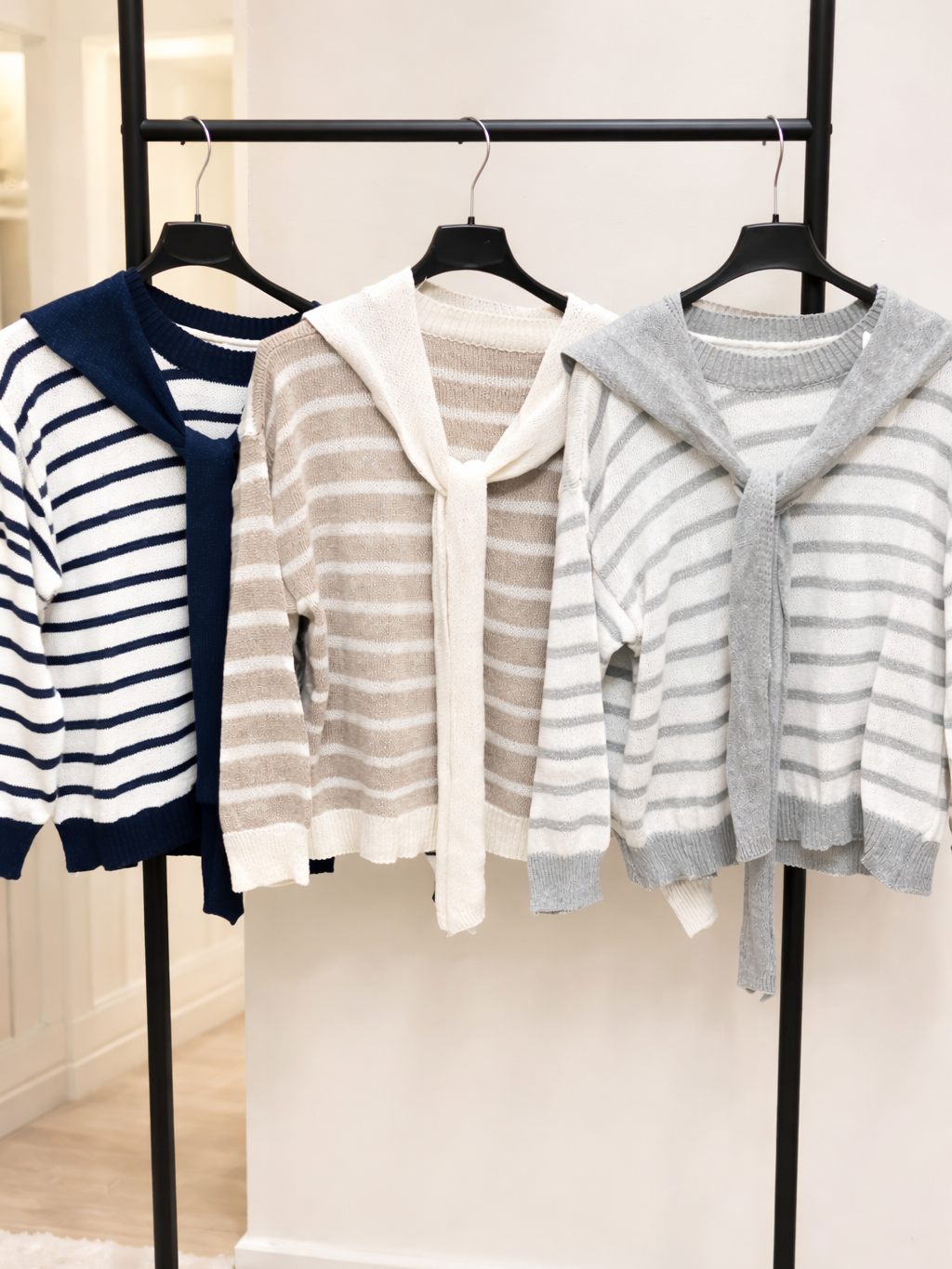 Jersey Fino de Rayas con Sobrejersey Extraíble Anudado | Efecto Dos Piezas Elegante