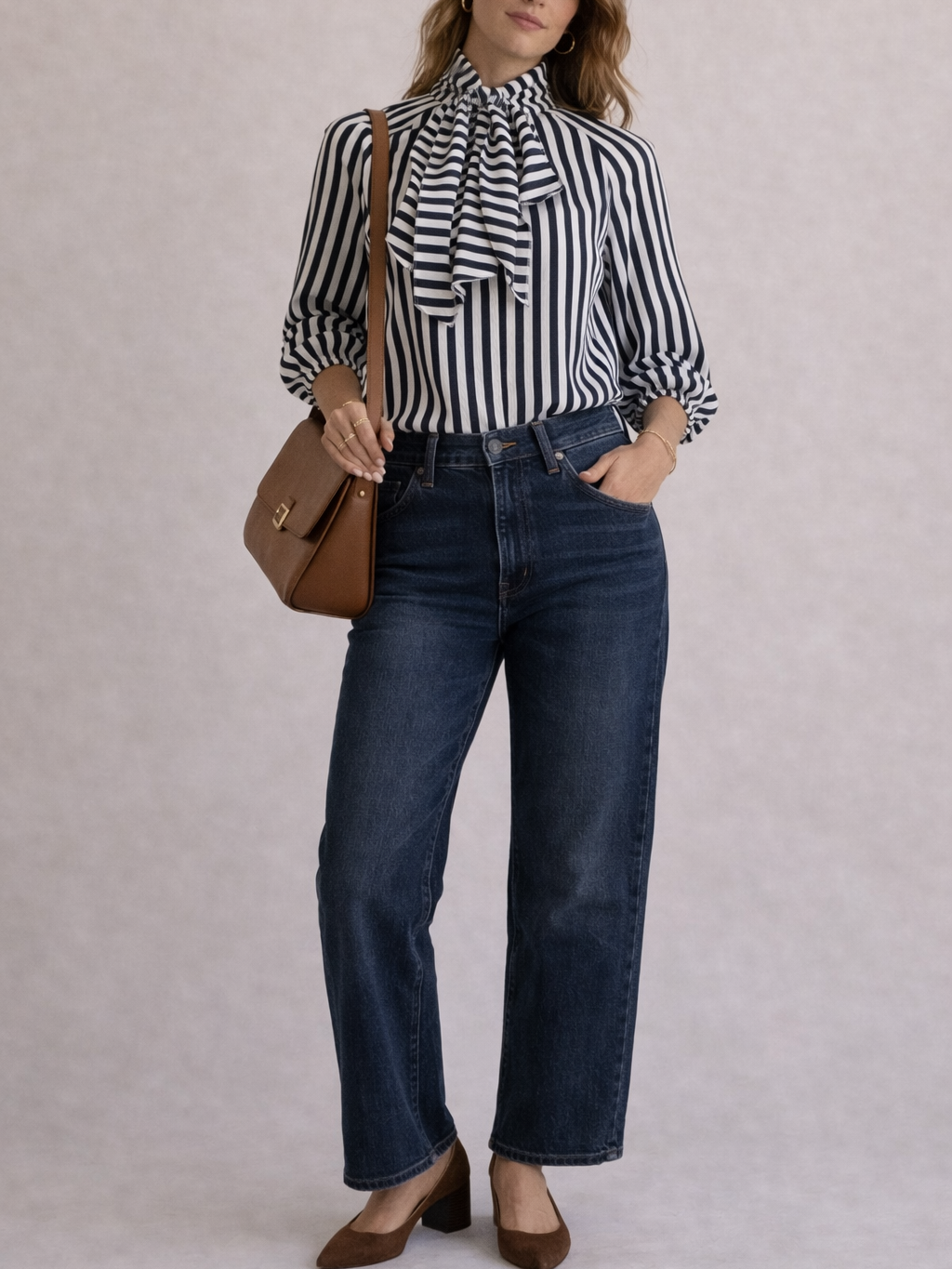 Blusa Ligera con Lazo al Cuello | Rayas o Cuadros Elegantes para Mujer