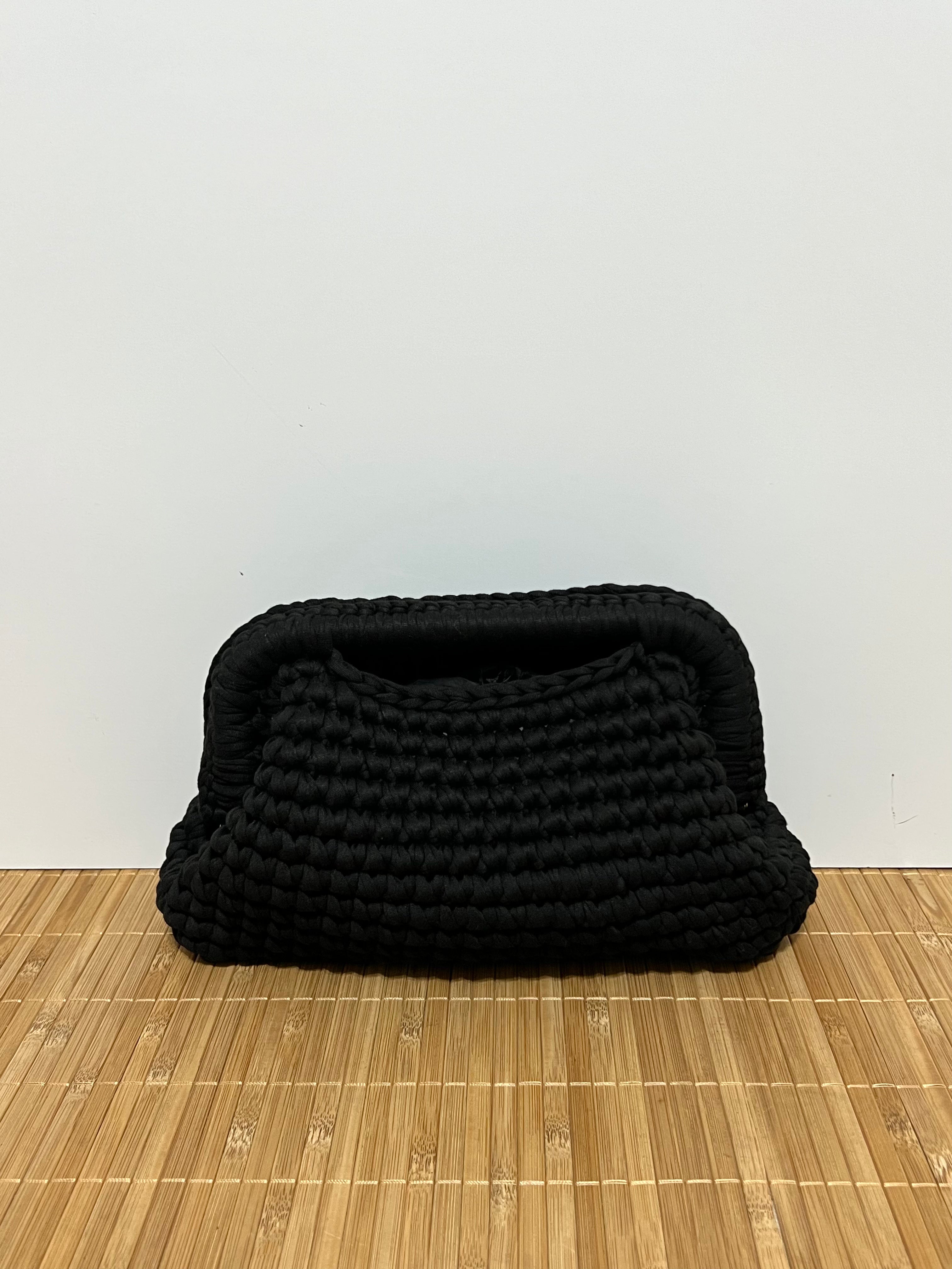 Bolso Crochet con Cadena Dorada | Bolso de Mano con Correa Desmontable 20x12x15 cm