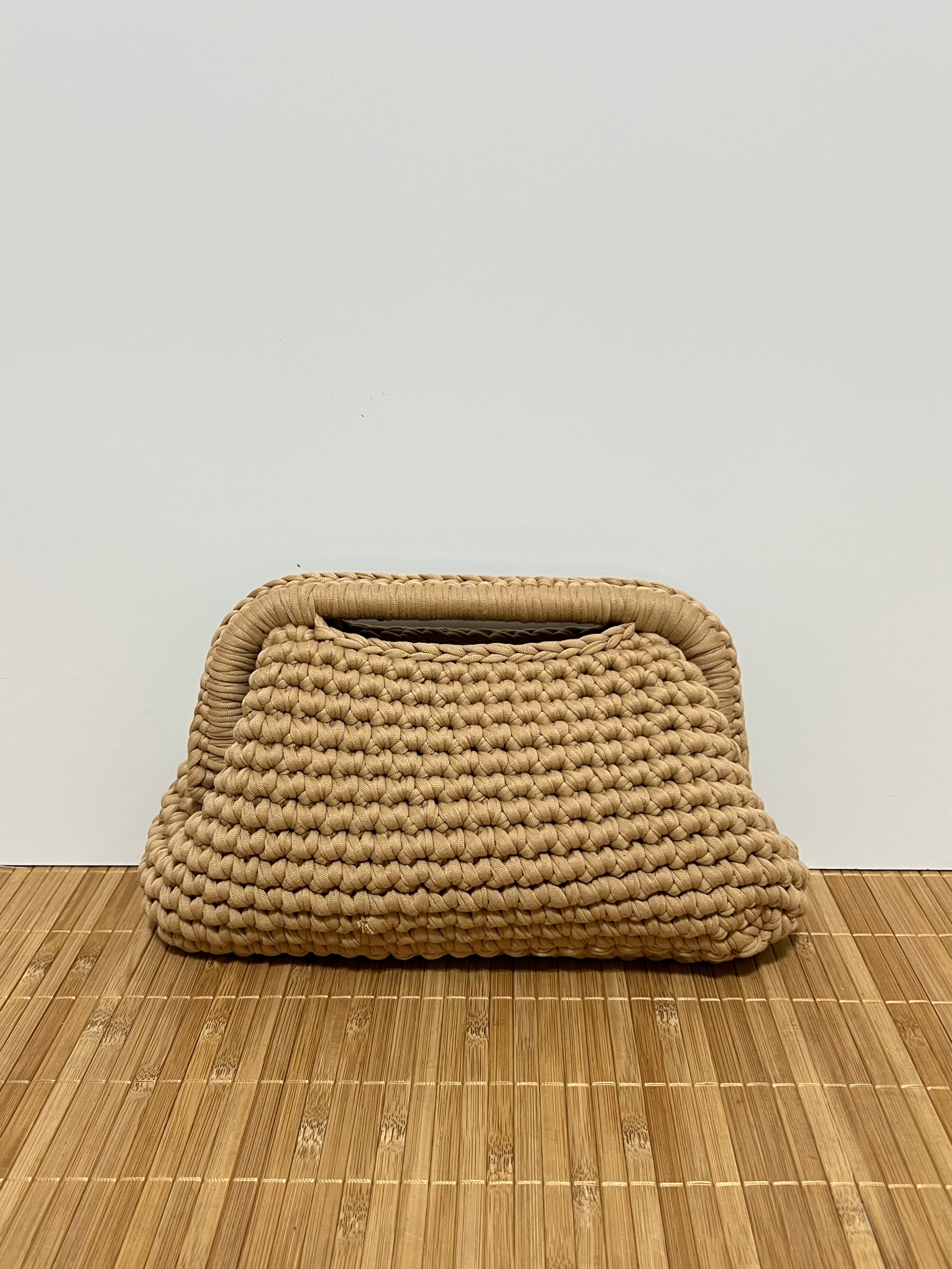 Bolso Crochet con Cadena Dorada | Bolso de Mano con Correa Desmontable 20x12x15 cm