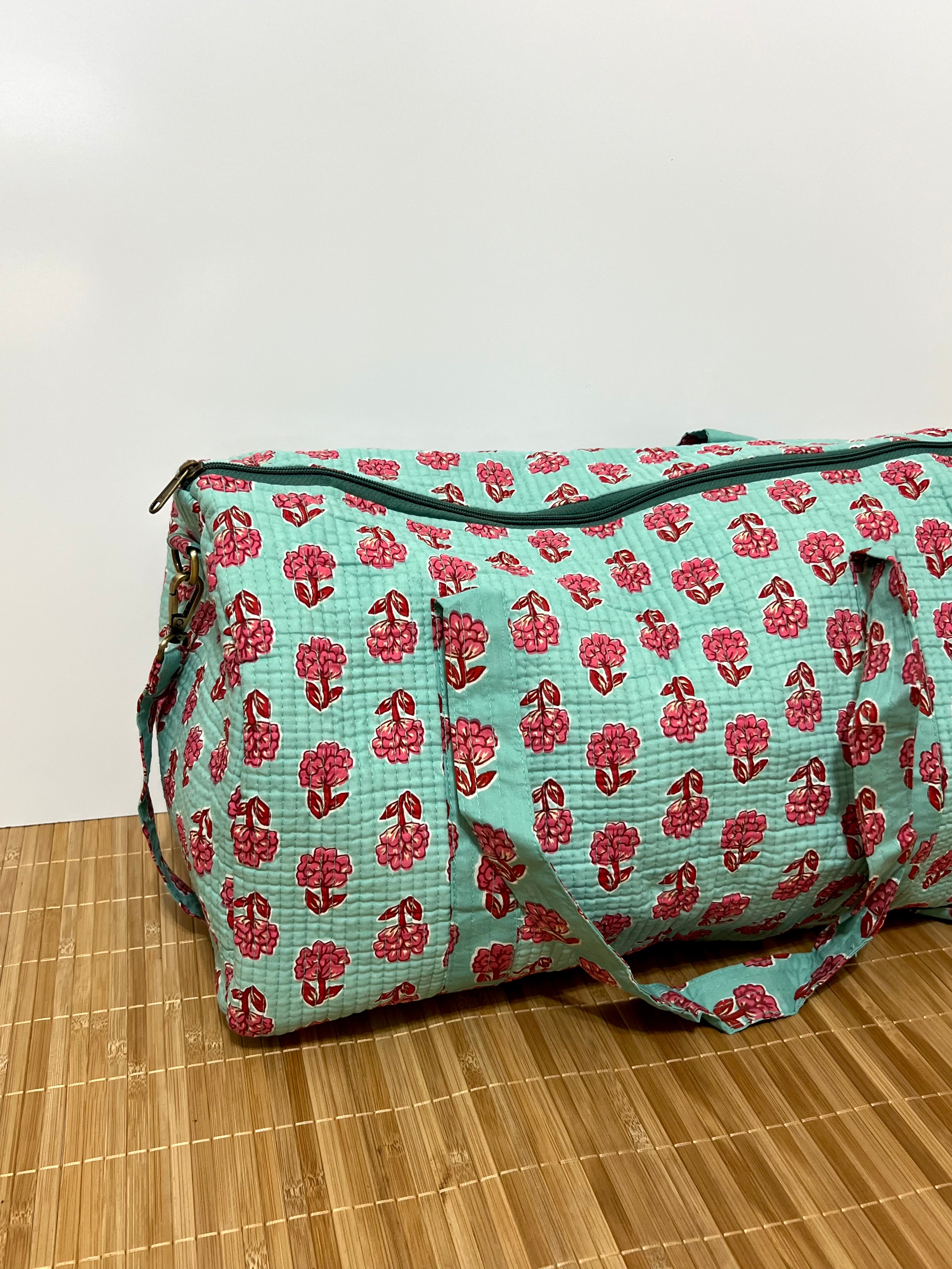 Personalisierte Reisetasche aus bedruckter Baumwolle mit Initialen – 40 × 30 × 20 cm