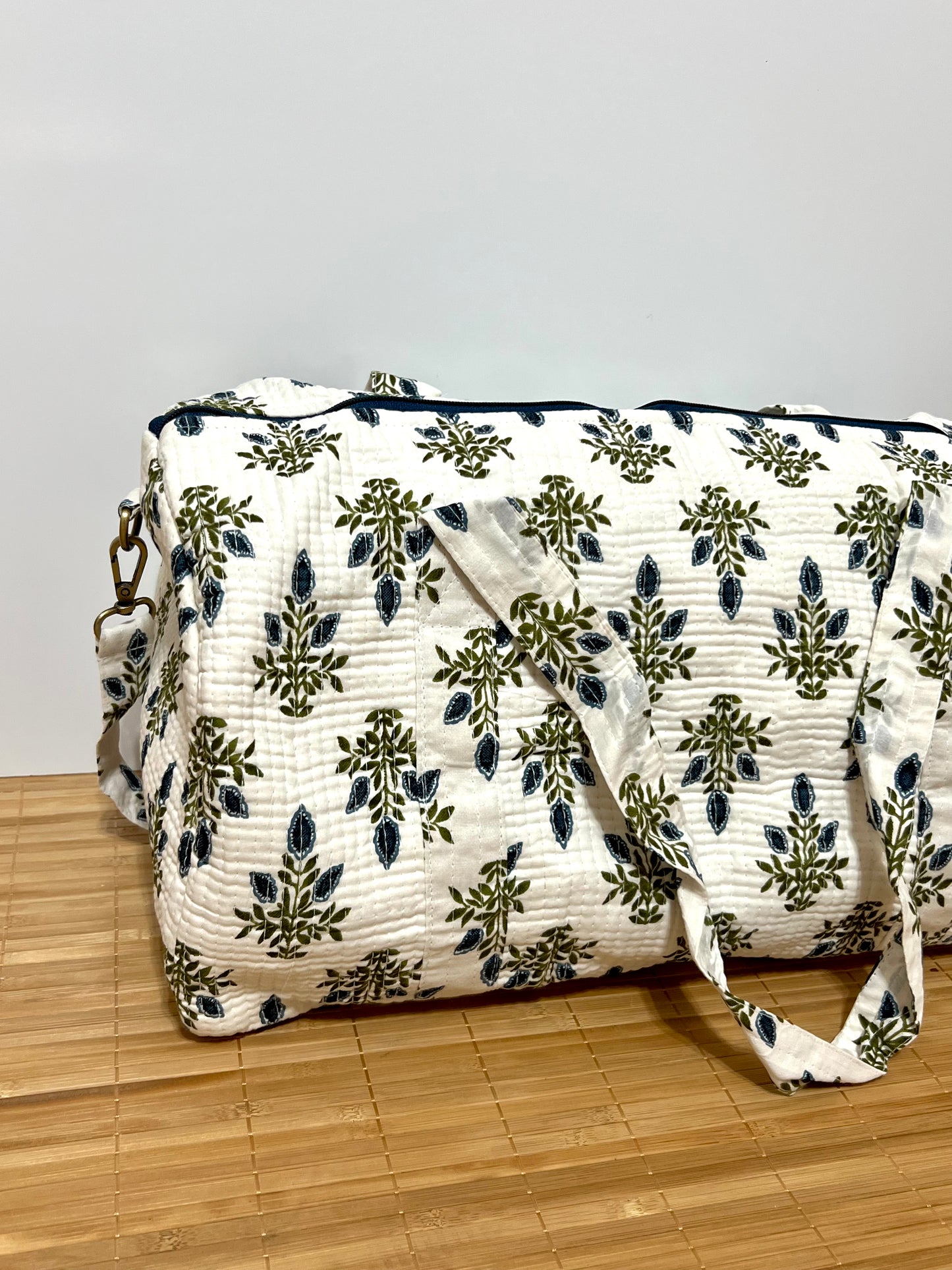 Bolso viaje de India de algodón hecho a mano | Bolso para usar como equipaje de mano o cabina 40x30x20 cm
