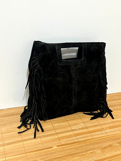 Bolso con flecos y con asa larga de hombro para colgar  – 27x25x7 cm