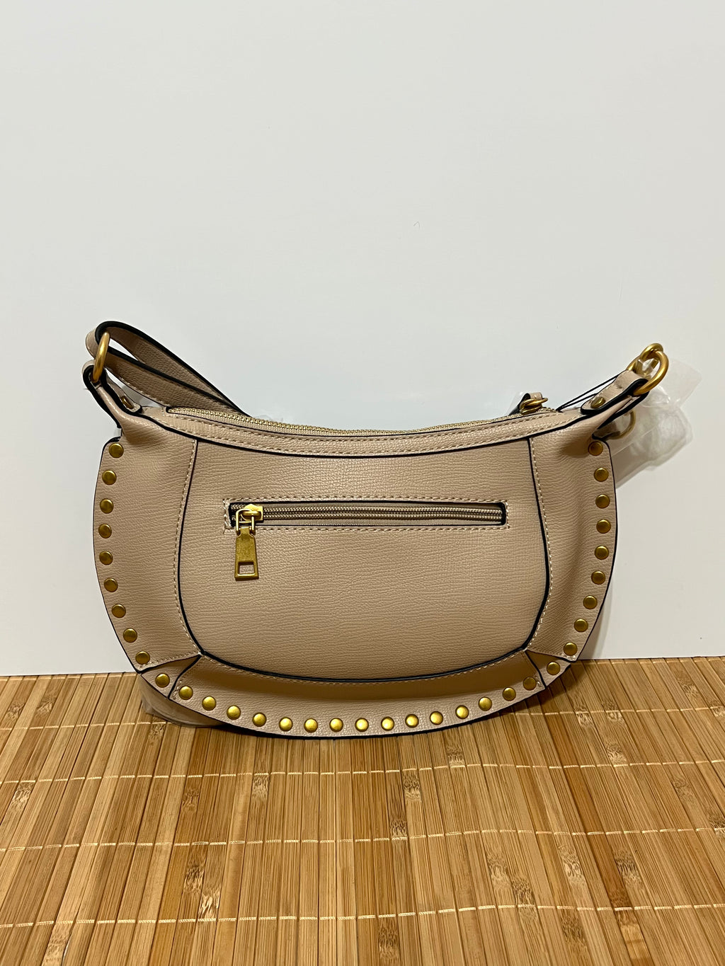 Bolso bandolera con tachuelas | 23x30x9 cm | Bolso para uso diario