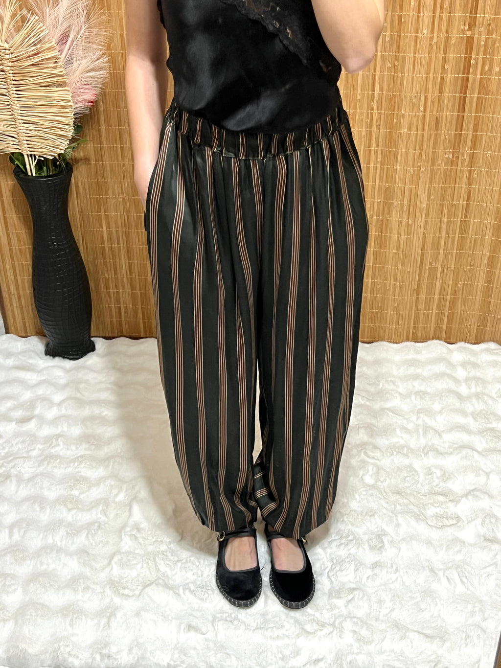 Pantalón bombacho satinado de Rayas verticales mujer