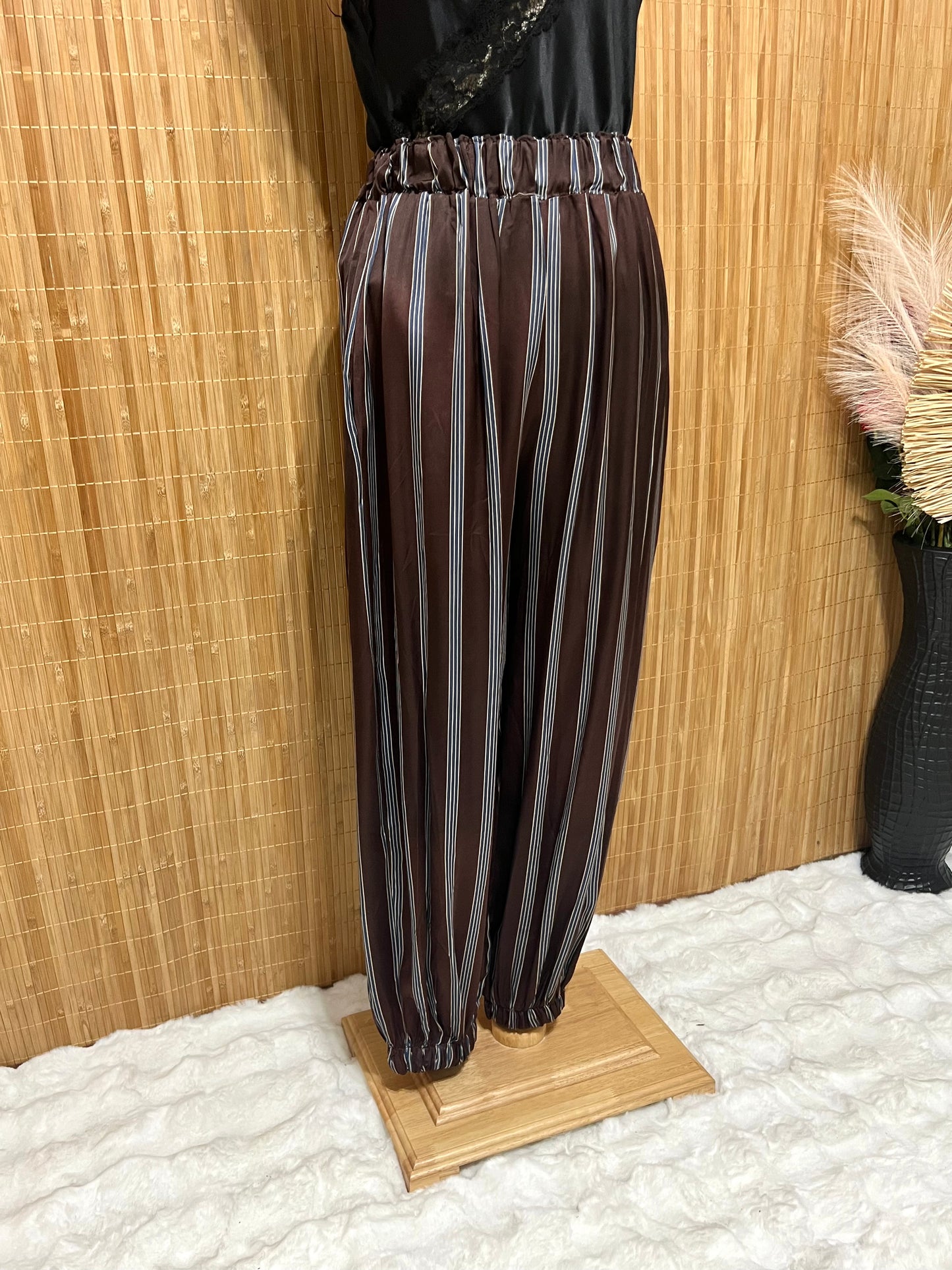 Pantalón bombacho satinado de Rayas verticales mujer