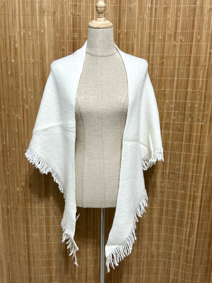 Capa o Chal de Punto con Flecos Multiposición | Grueso y elegante para otoño/invierno