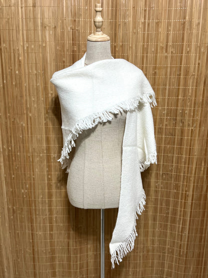 Capa o Chal de Punto con Flecos Multiposición | Grueso y elegante para otoño/invierno