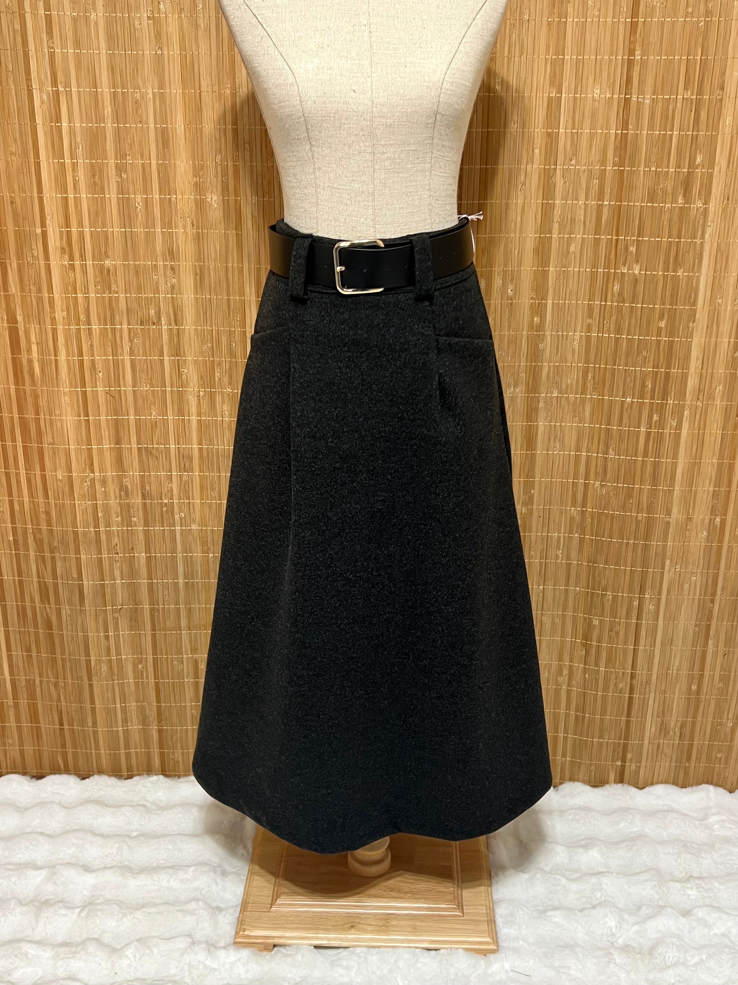 Falda de Paño Lisa con Cinturón para Mujer - Temporada de Invierno
