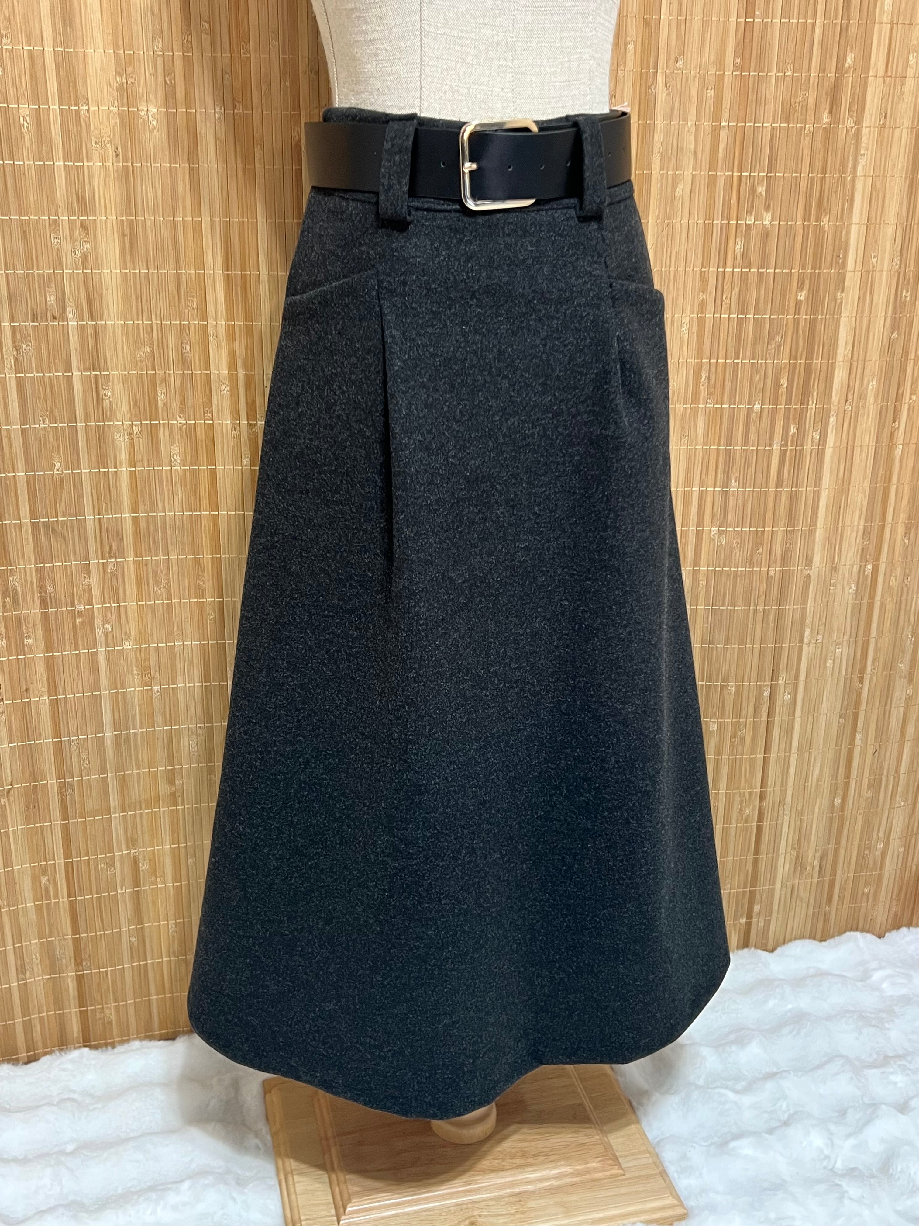 Falda de Paño Lisa con Cinturón para Mujer - Temporada de Invierno