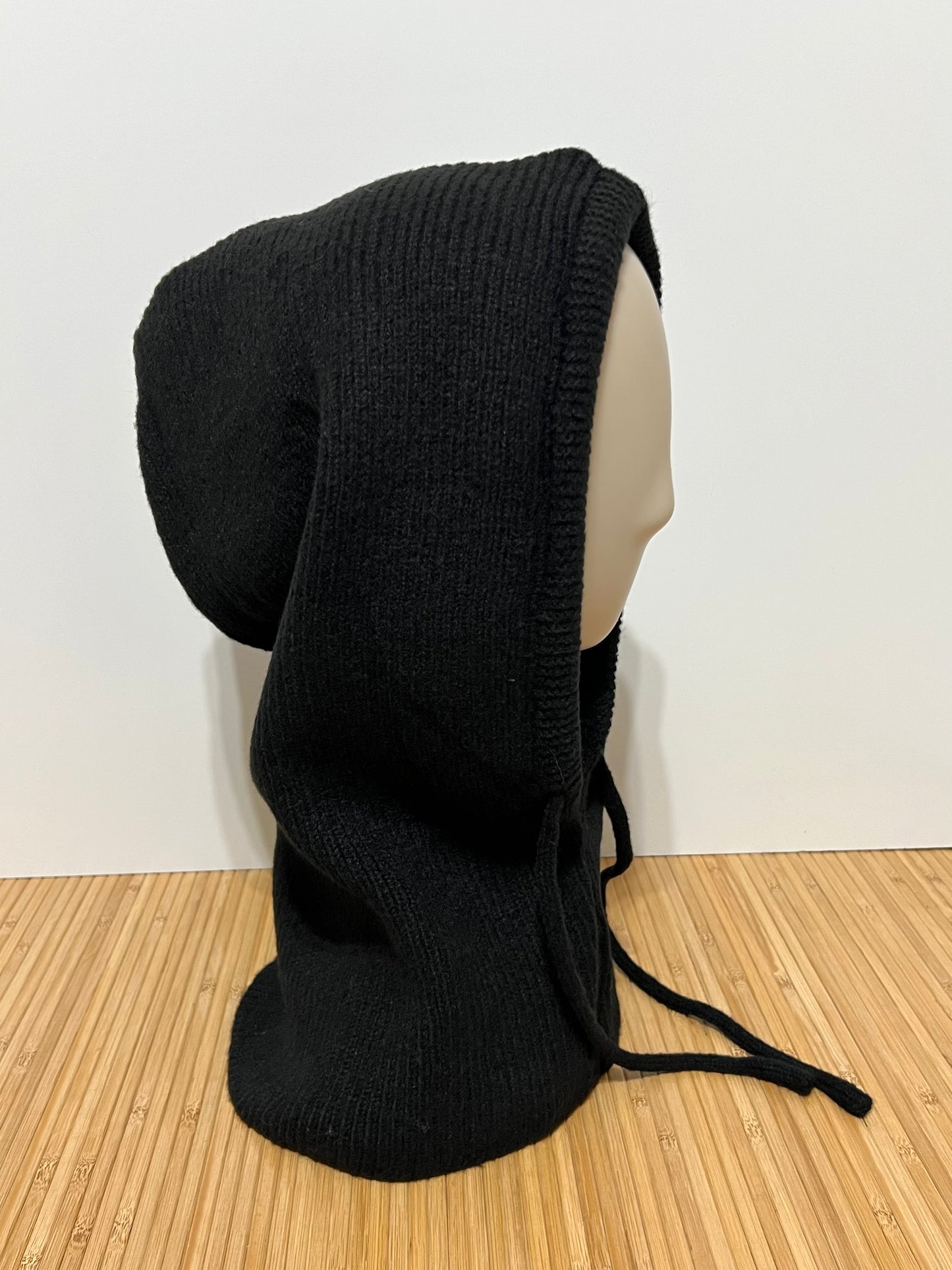 Balaclava de Punto Grueso con Cordón Ajustable – Capucha y Bufanda de Invierno
