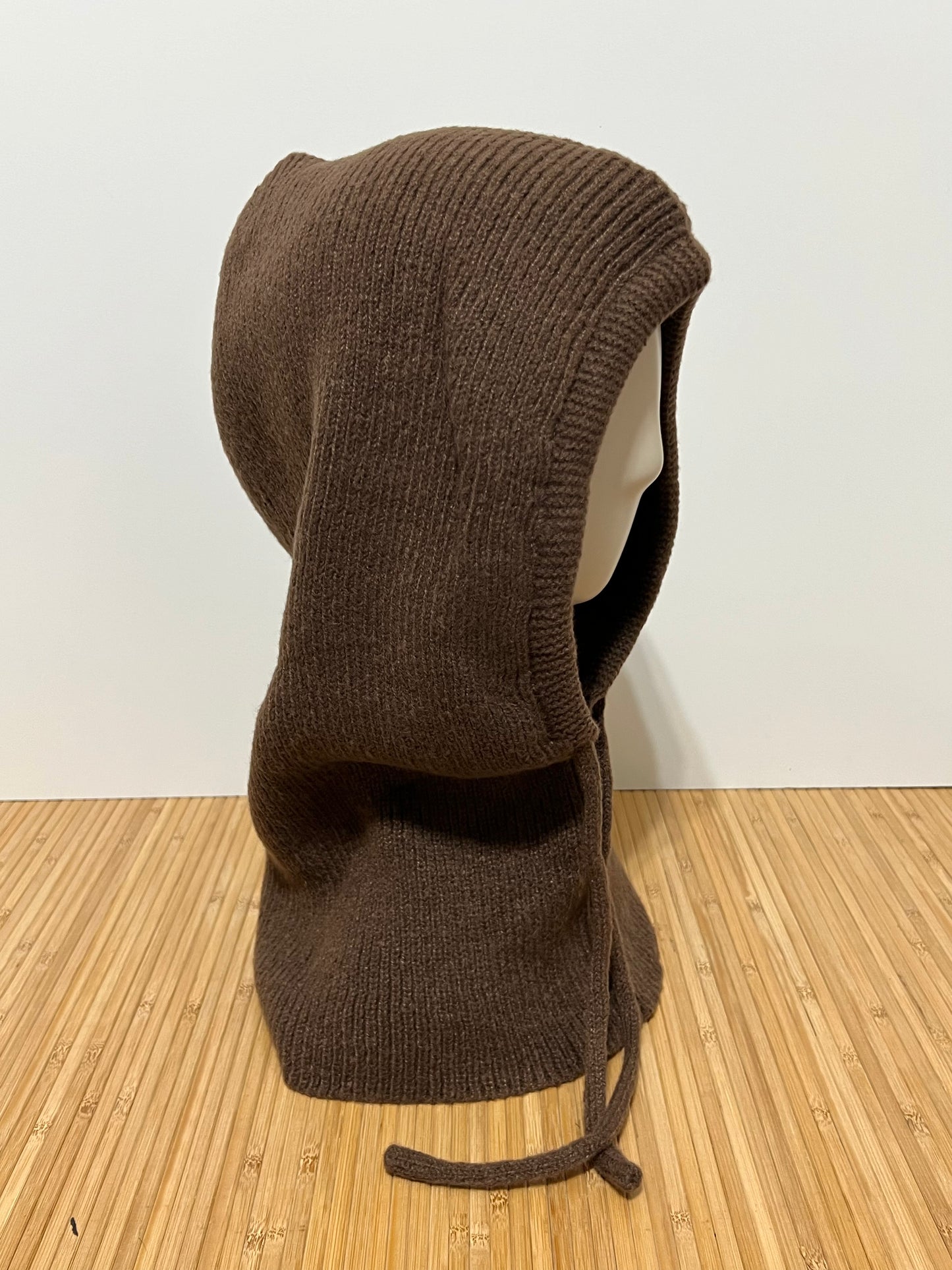 Balaclava de Punto Grueso con Cordón Ajustable – Capucha y Bufanda de Invierno