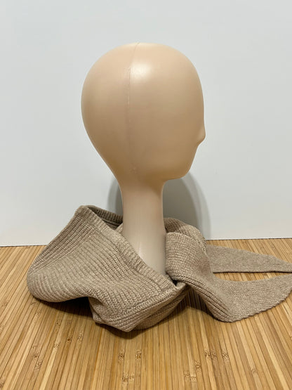 Balaclava de Punto con Lazo y Capucha – Bufanda Acabado en Pico y Efecto Lazo