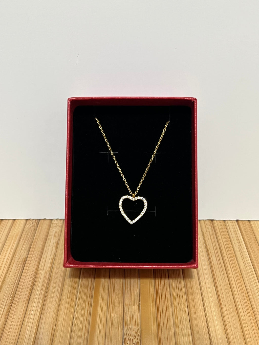 Damen-Halsketten zum Valentinstag aus goldfarbenem Edelstahl | Wasserfest | MINNI MOON