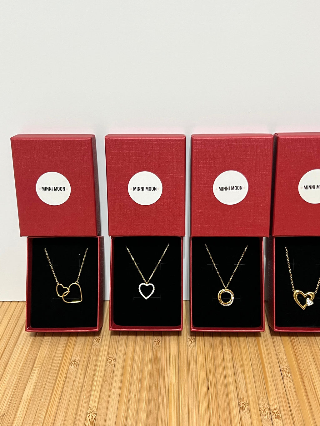 Collares de Mujer San Valentín en Acero Inoxidable Dorado | Resistentes al Agua | MINNI MOON