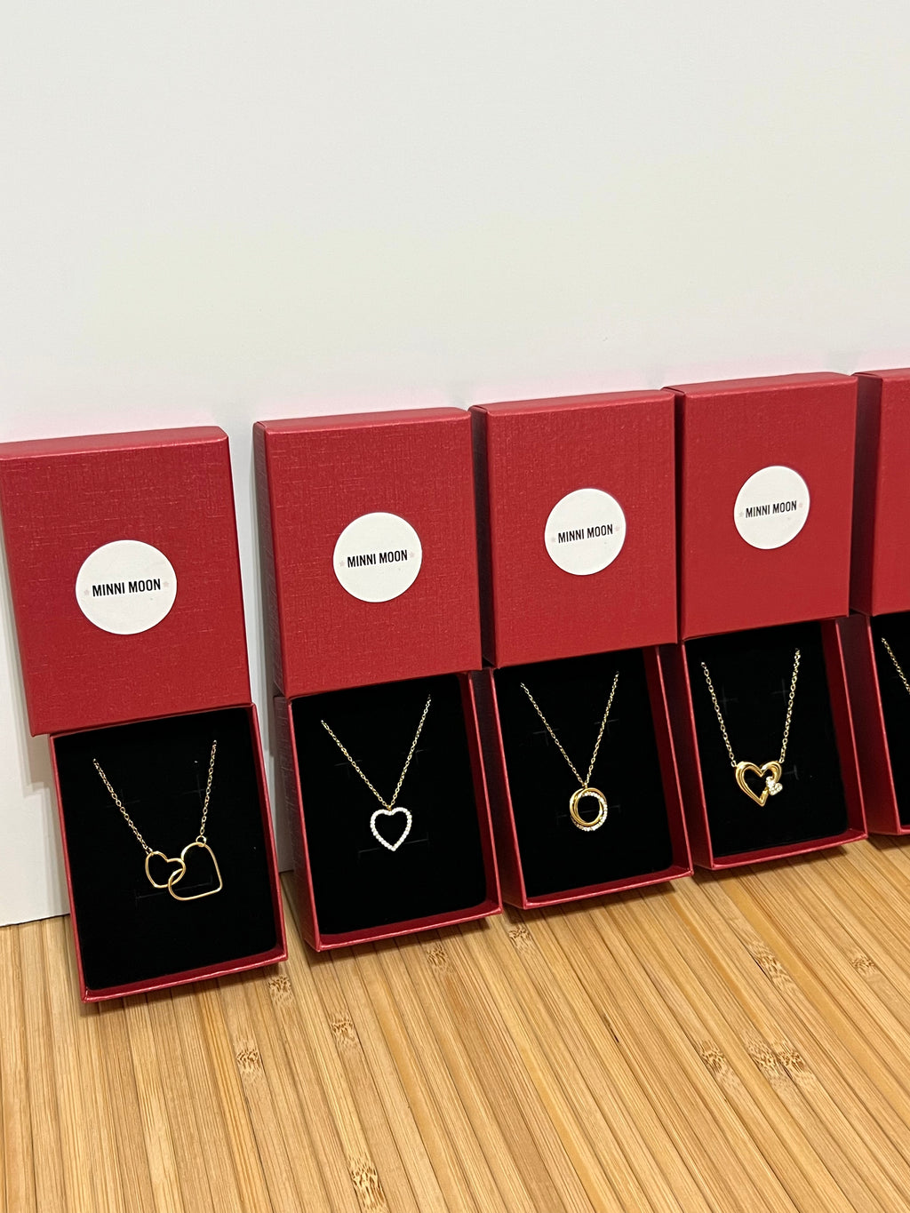 Collares de Mujer San Valentín en Acero Inoxidable Dorado | Resistentes al Agua | MINNI MOON