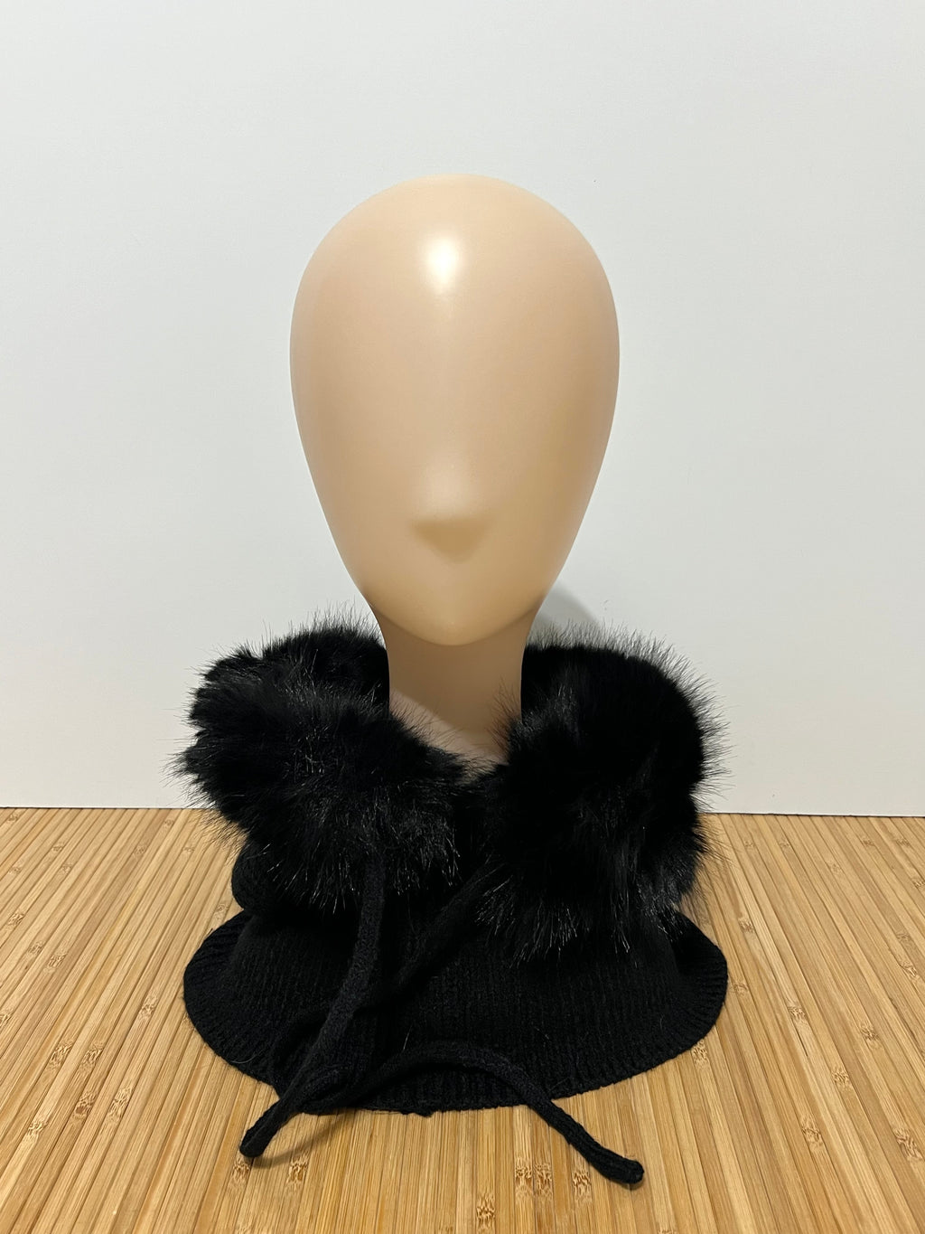 Balaclava de malha com pelo no capuz para mulher | Elegante e suave