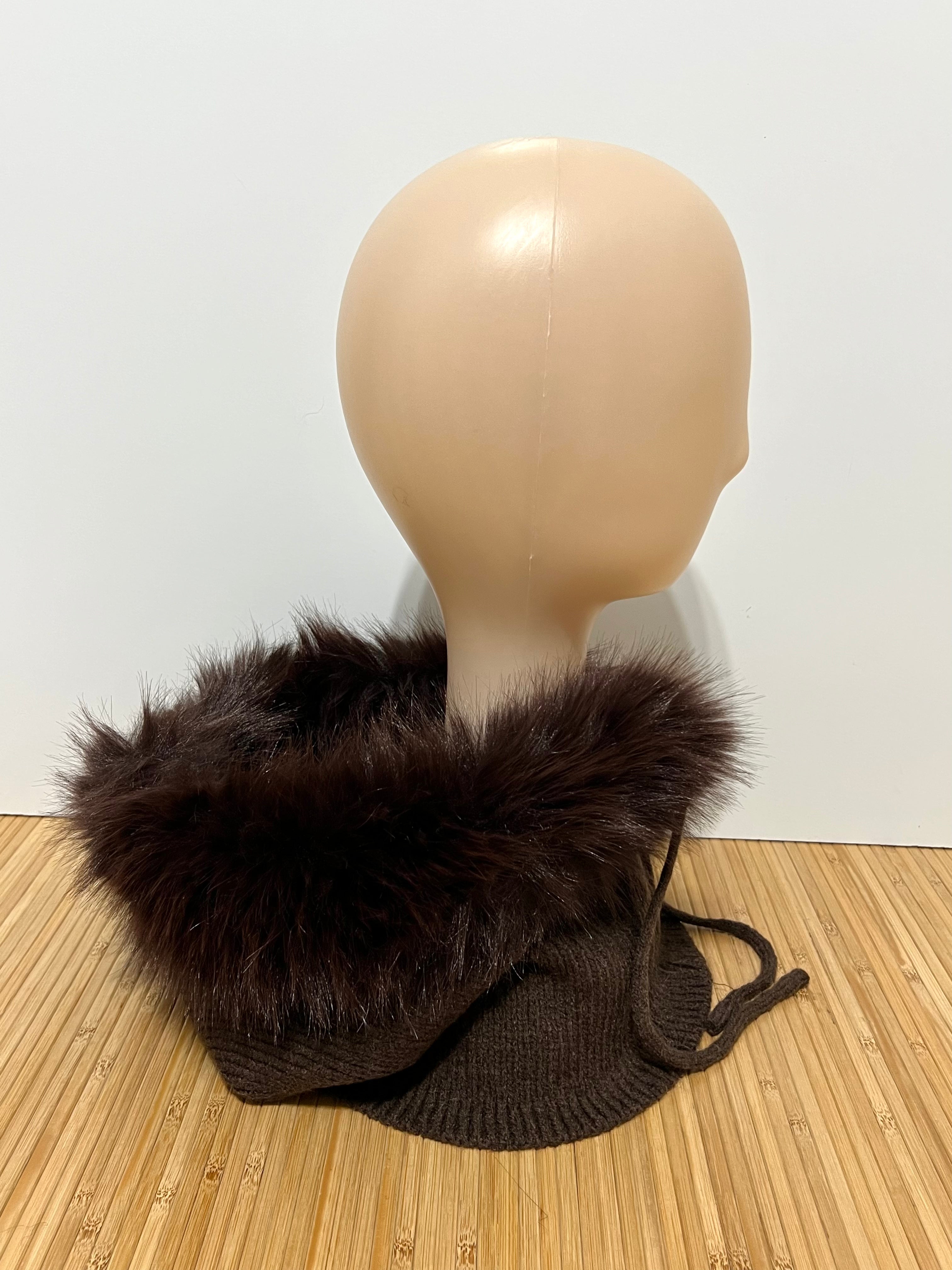 Balaclava de malha com pelo no capuz para mulher | Elegante e suave