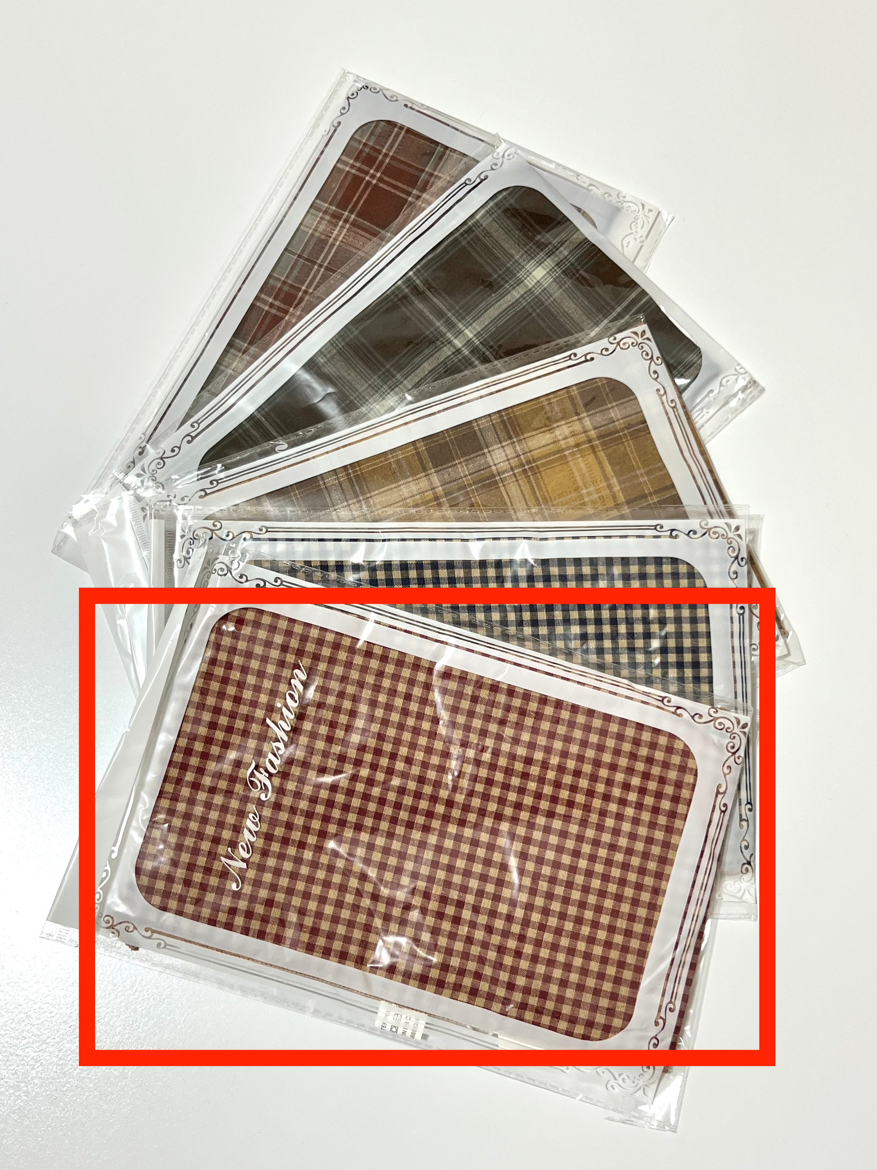 Pañuelo Corto de Cuello con Estampado de Cuadros