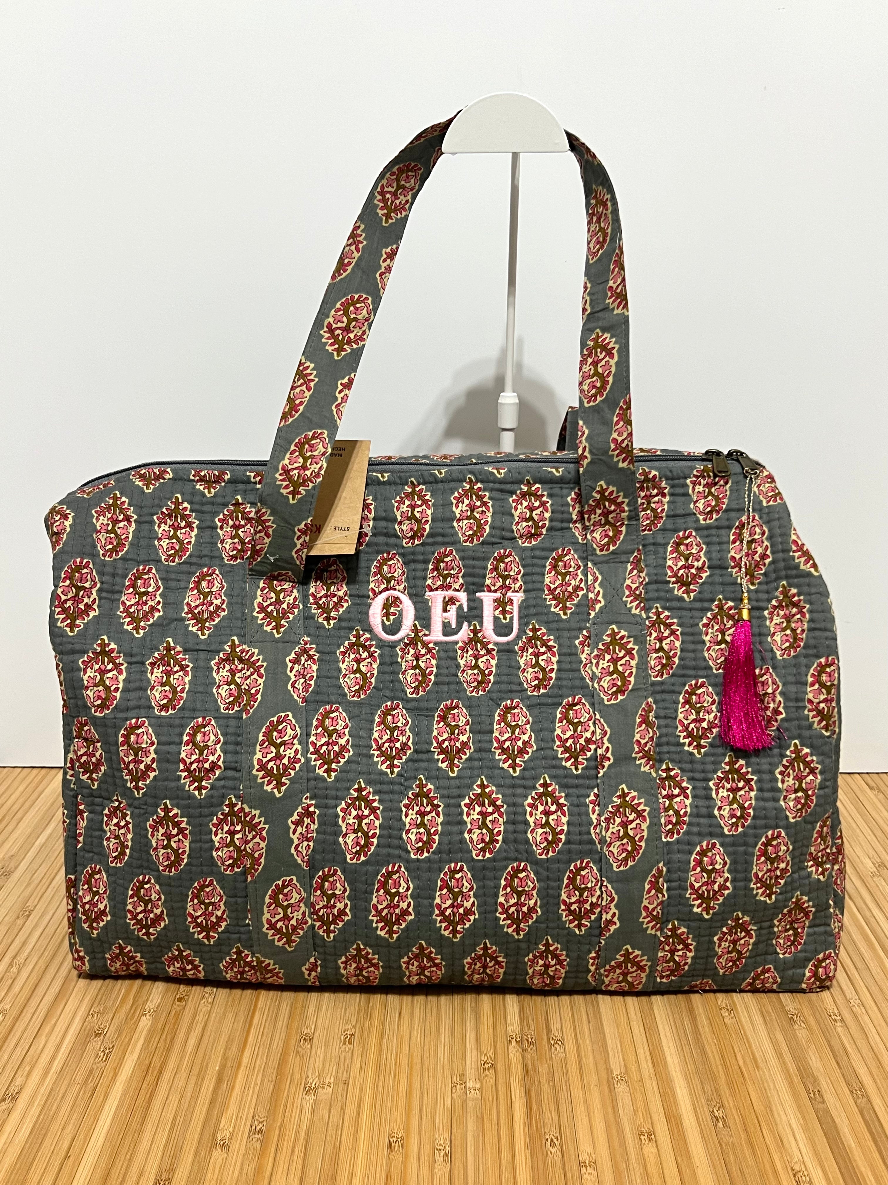 Personalisierte Reisetasche aus bedruckter Baumwolle mit Initialen – 40 × 30 × 20 cm