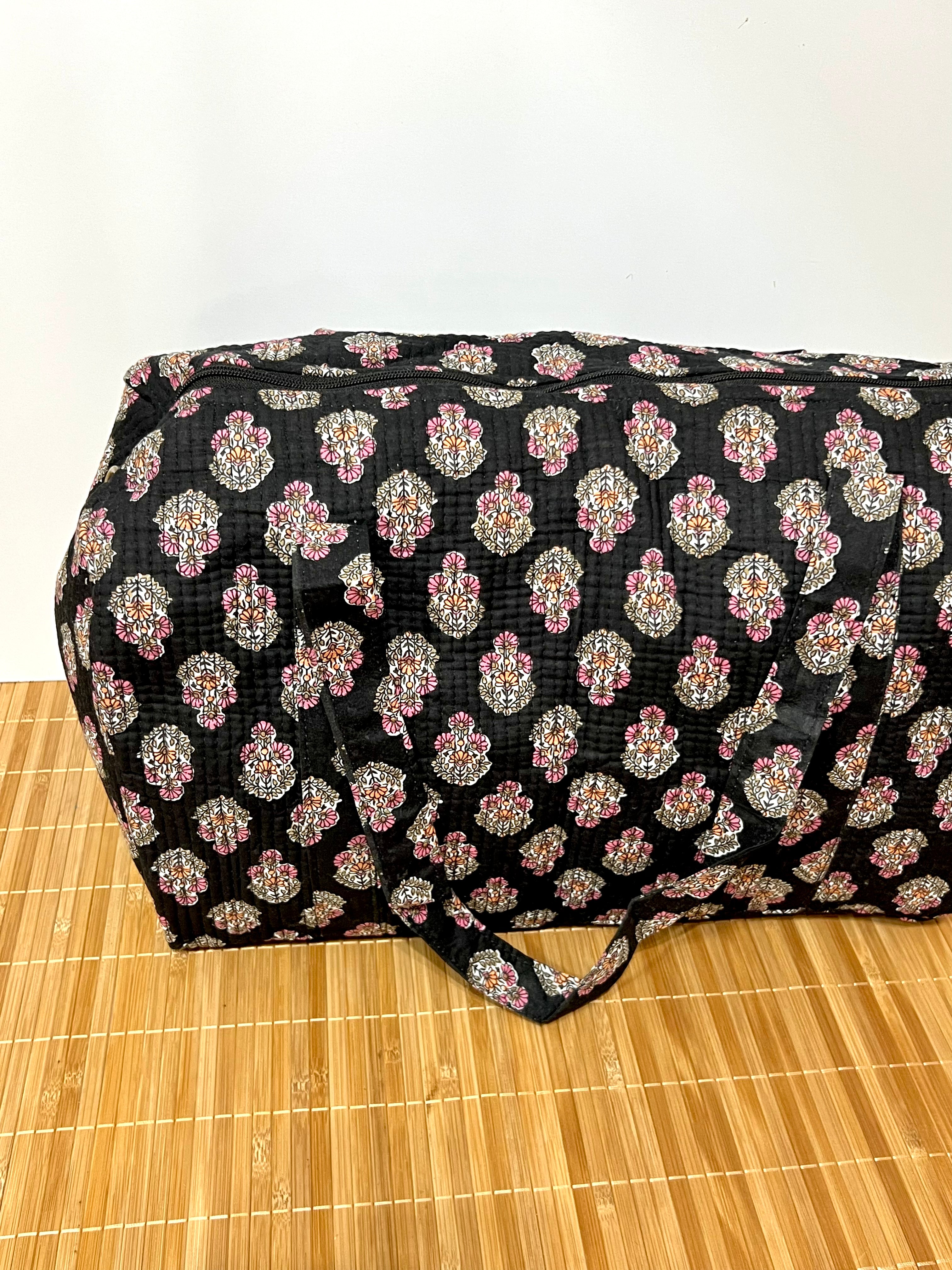 Personalisierte Reisetasche aus bedruckter Baumwolle mit Initialen – 40 × 30 × 20 cm