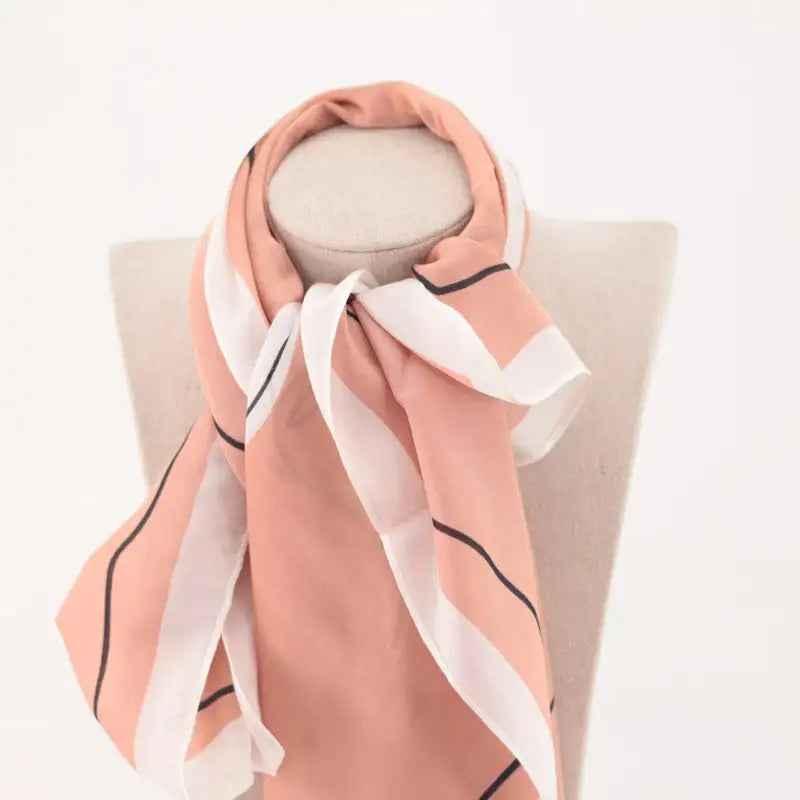 Pañuelo de cuello Madamme Rosa y Blanco - MINNI MOON-Lepetitemarie-Singularu-PDPAOLA-Luamarta